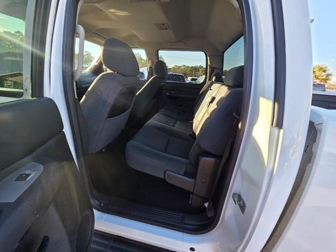Used 2008 Chevrolet Silverado 2500 LT w/ 2LT Convenience Package image 7