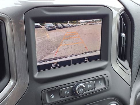 New 2026 GMC Sierra 2500 Pro image 4