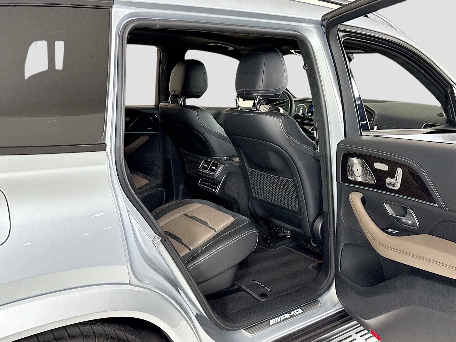 Used 2023 Mercedes-Benz GLS 63 AMG 4MATIC image 32