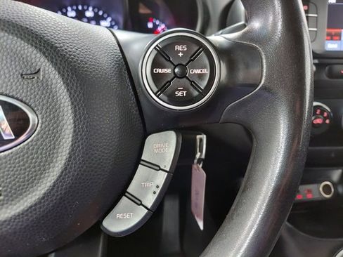 Used 2019 Kia Soul image 26
