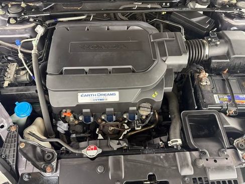 Used 2015 Honda Accord Touring image 44