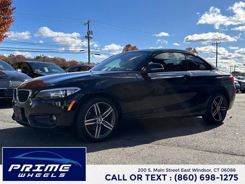 Used 2017 BMW 230i Coupe image 3