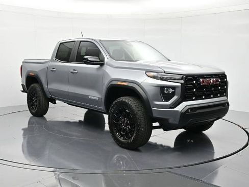 New 2026 GMC Canyon Elevation w/ Convenience Package image 3