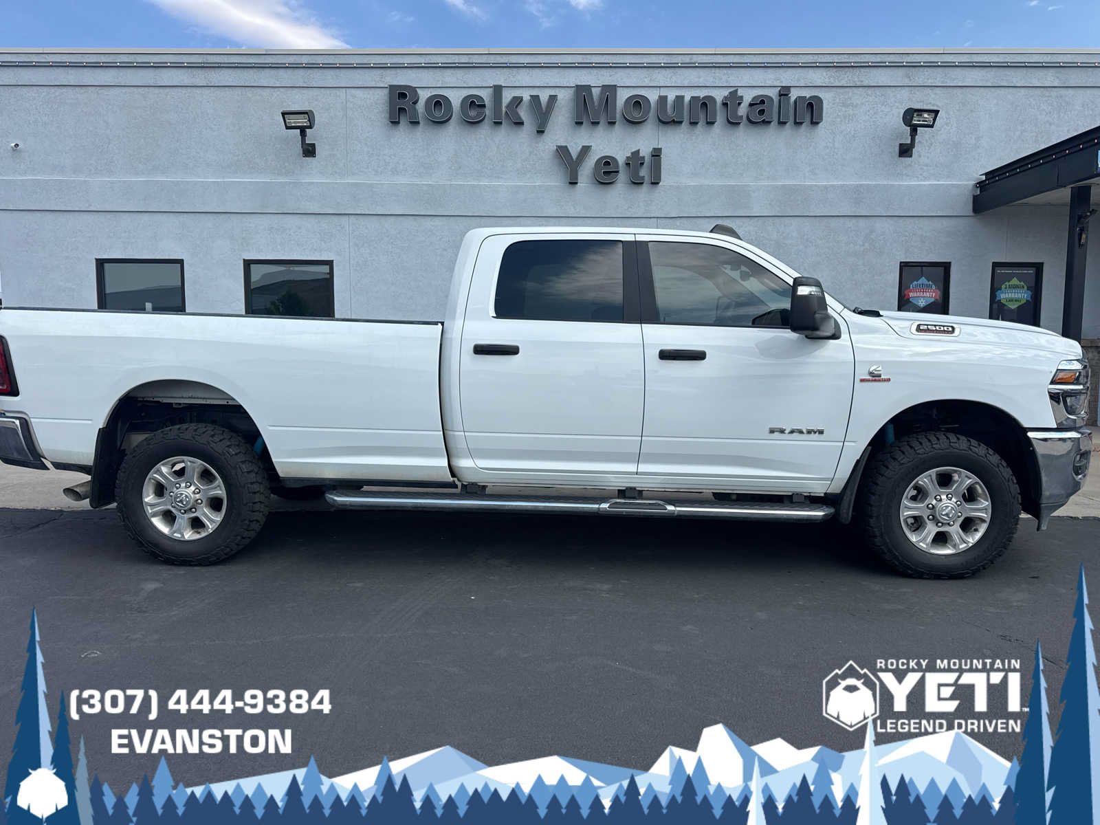 Used 2025 RAM 2500 Lone Star AWD/4WD image 2