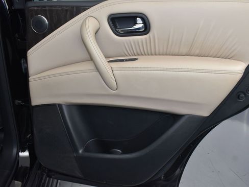 Used 2024 Nissan Armada Platinum w/ Captain's Chairs Package image 20