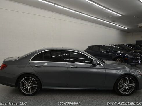 Used 2018 Mercedes-Benz E 300 w/ Premium 1 Package image 8