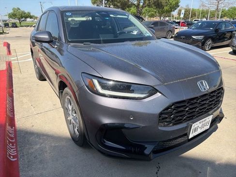 Used 2025 Honda HR-V EX-L image 3