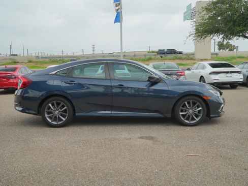 Used 2020 Honda Civic EX image 4