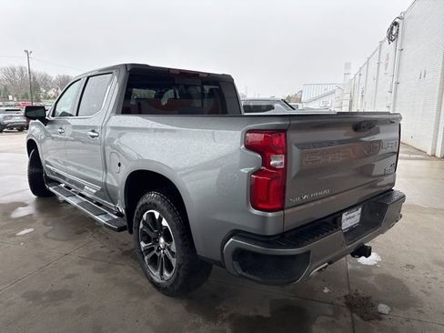 New 2026 Chevrolet Silverado 1500 High Country w/ Z71 Off-Road Package AWD/4WD image 8