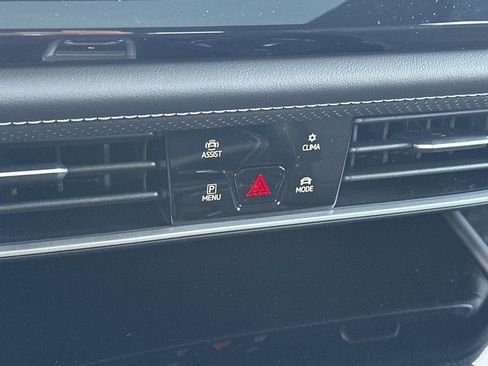 New 2026 Volkswagen Atlas Cross Sport SEL image 20