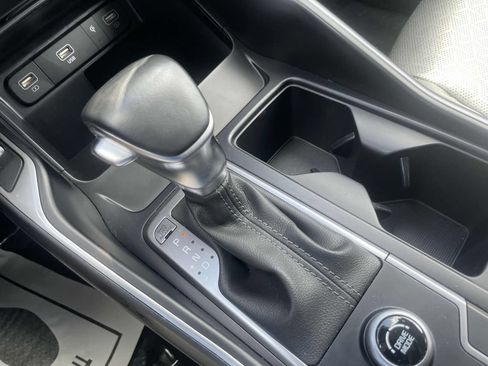 Used 2023 Kia Sorento S w/ Panoramic Sunroof Package FWD image 40