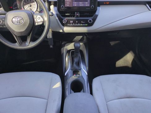 Used 2022 Toyota Corolla LE image 18