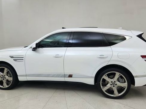 Used 2024 Genesis GV80 2.5T w/ Prestige Package image 4