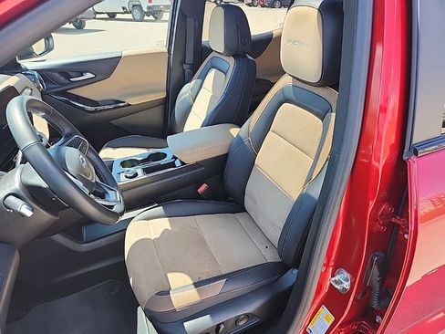 Certified 2025 Chevrolet Equinox ACTIV w/ Convenience Package III AWD/4WD image 33