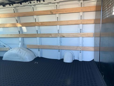 Used 2024 Chevrolet Express 2500 w/ Driver Convenience Package image 17