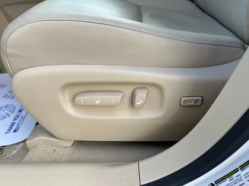 Used 2011 Lexus RX 350 AWD image 23