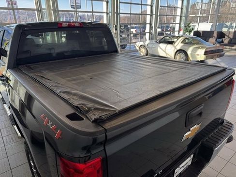 Used 2018 Chevrolet Silverado 1500 LT w/ All Star Edition image 36