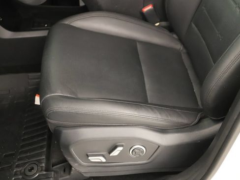 Used 2025 Hyundai Santa Fe Limited FWD image 23