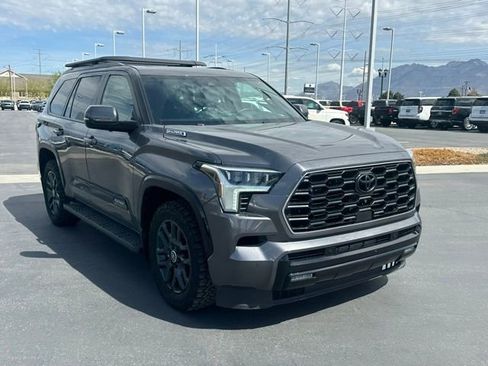 Used 2024 Toyota Sequoia Platinum AWD/4WD image 28