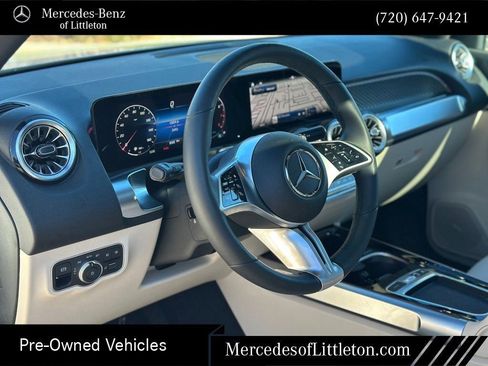 Certified 2025 Mercedes-Benz GLB 250 4MATIC image 13