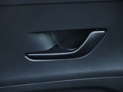 Used 2024 Hyundai Kona SEL FWD image 15