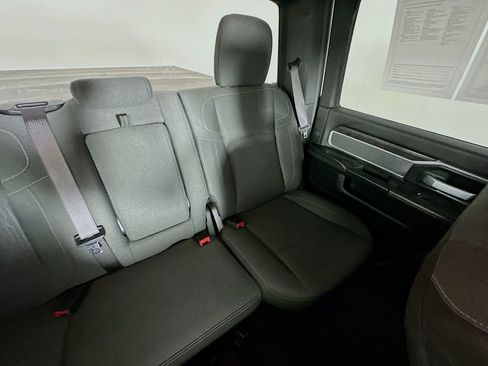 Used 2021 RAM 2500 Big Horn w/ Level 1 Equipment Group AWD/4WD image 14