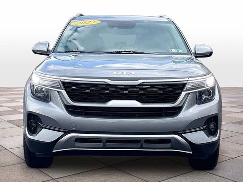 Used 2022 Kia Seltos EX AWD/4WD image 3