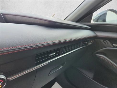 Used 2024 MAZDA MAZDA3 s image 25