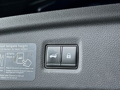 Used 2023 INFINITI QX50 Luxe FWD image 29