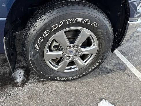 Used 2018 Ford F150 XLT w/ Equipment Group 302A Luxury image 9