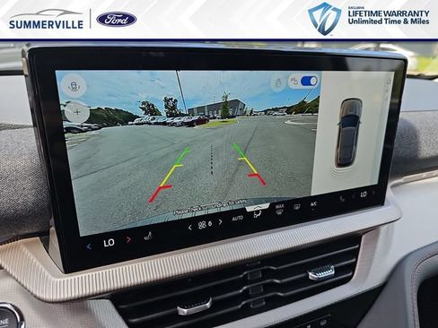 New 2026 Ford Explorer Active RWD image 28