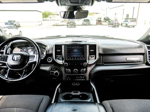 Used 2020 RAM 2500 Lone Star w/ Night Edition AWD/4WD image 10