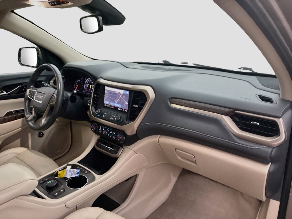 Used 2022 GMC Acadia Denali FWD image 32