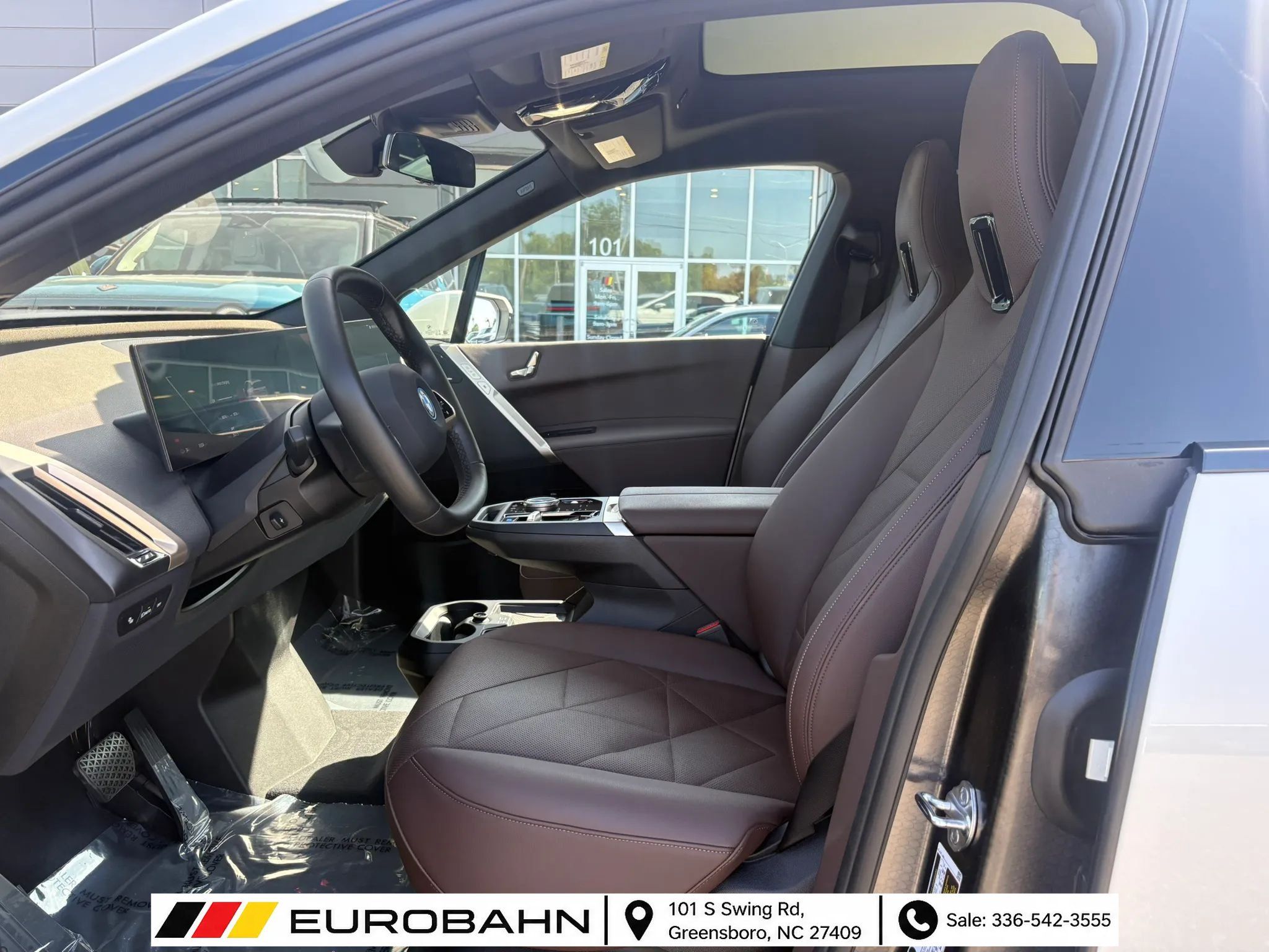 Used 2024 BMW iX xDrive50 AWD/4WD image 7