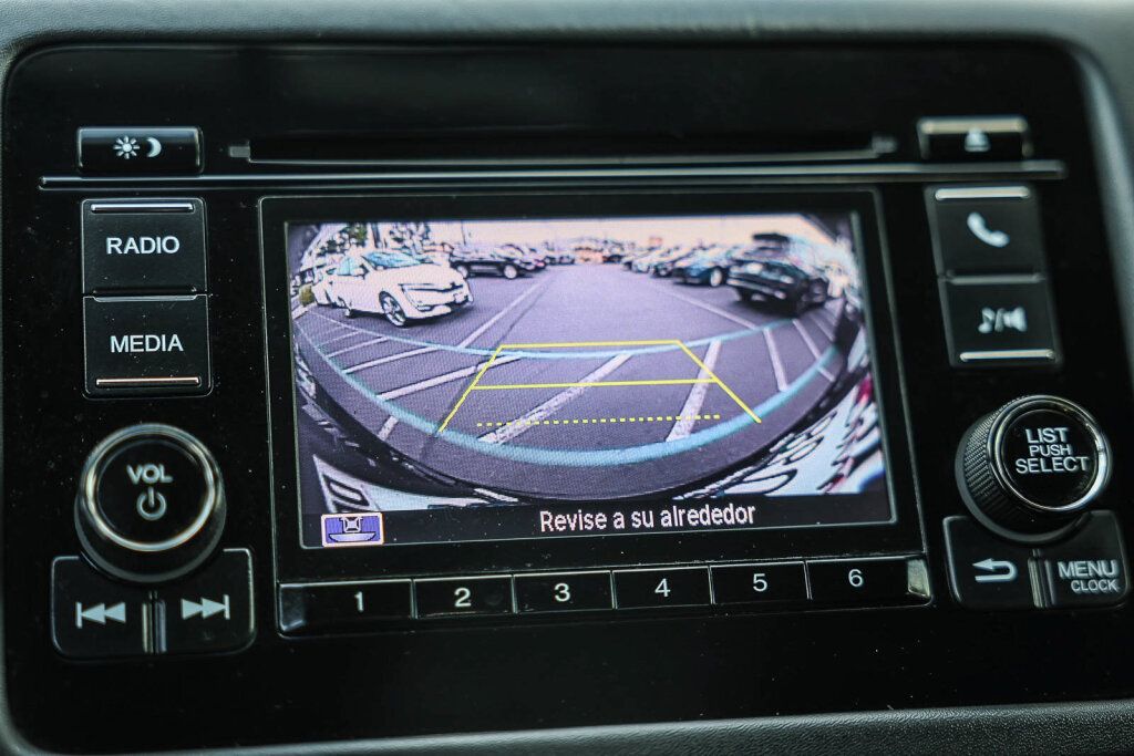 Used 2019 Honda HR-V LX image 13
