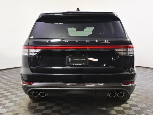 New 2025 Lincoln Aviator AWD w/ Equipment Group 101A image 5