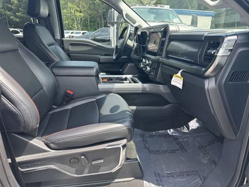 Used 2024 Ford F350 Lariat w/ Chrome Package image 23