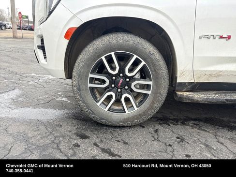 Used 2023 GMC Yukon XL AT4 w/ Technology Package image 21