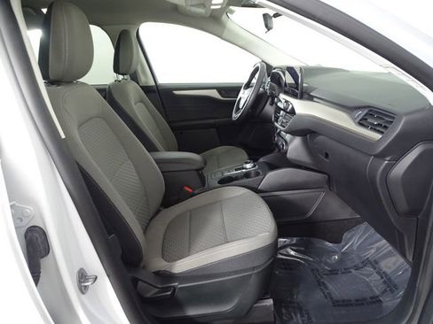 Used 2022 Ford Escape SE image 14