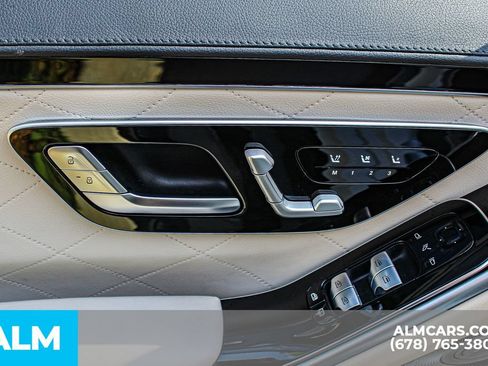 Used 2023 Mercedes-Benz S 580 4MATIC Sedan w/ AMG Line image 34