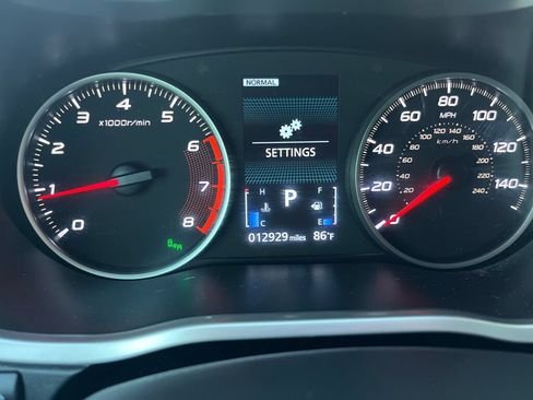 Used 2024 Mitsubishi Eclipse Cross AWD image 16