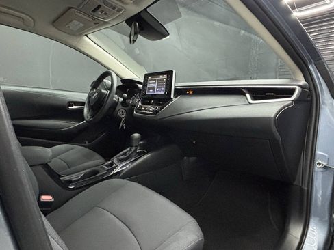Used 2020 Toyota Corolla LE FWD image 31