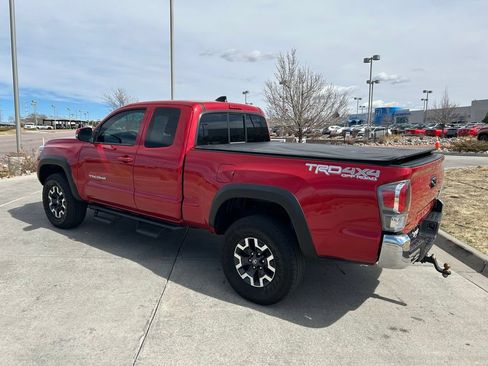 Used 2023 Toyota Tacoma TRD Off-Road AWD/4WD image 7