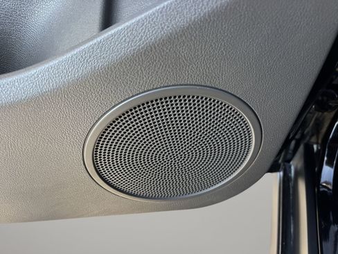 Used 2020 Ford Transit Connect XL image 19