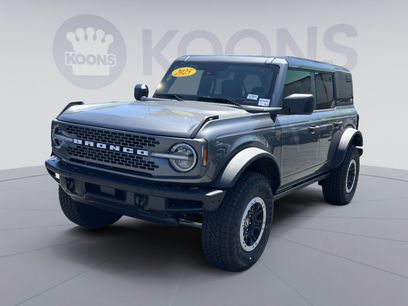 New 2025 Ford Bronco Badlands w/ Sasquatch Package