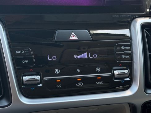 Certified 2023 Kia Sorento X-Line EX AWD/4WD image 21