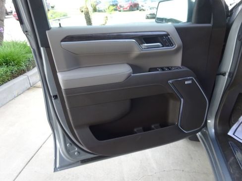 New 2026 Chevrolet Silverado 1500 LTZ w/ Technology Package AWD/4WD image 24