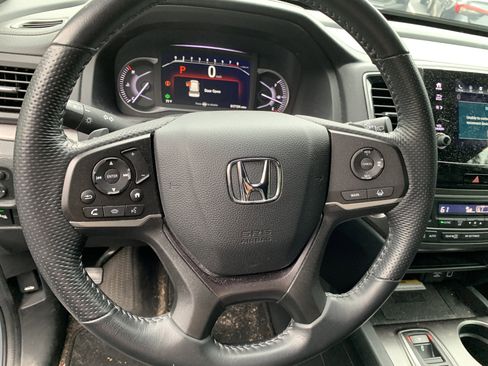 Used 2023 Honda Passport EX-L image 6