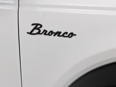 Certified 2024 Ford Bronco Black Diamond AWD/4WD image 40