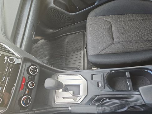 Used 2022 Subaru Crosstrek 2.0i image 23